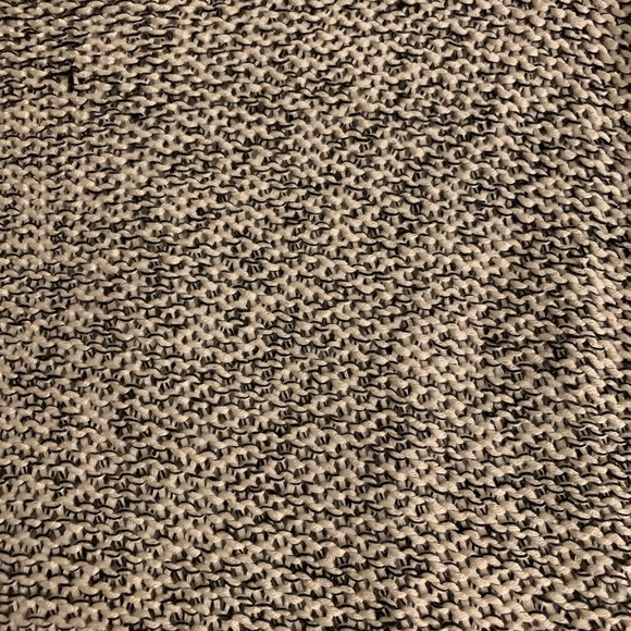 Marled Hi-Low Sweater - Picture 4 of 4